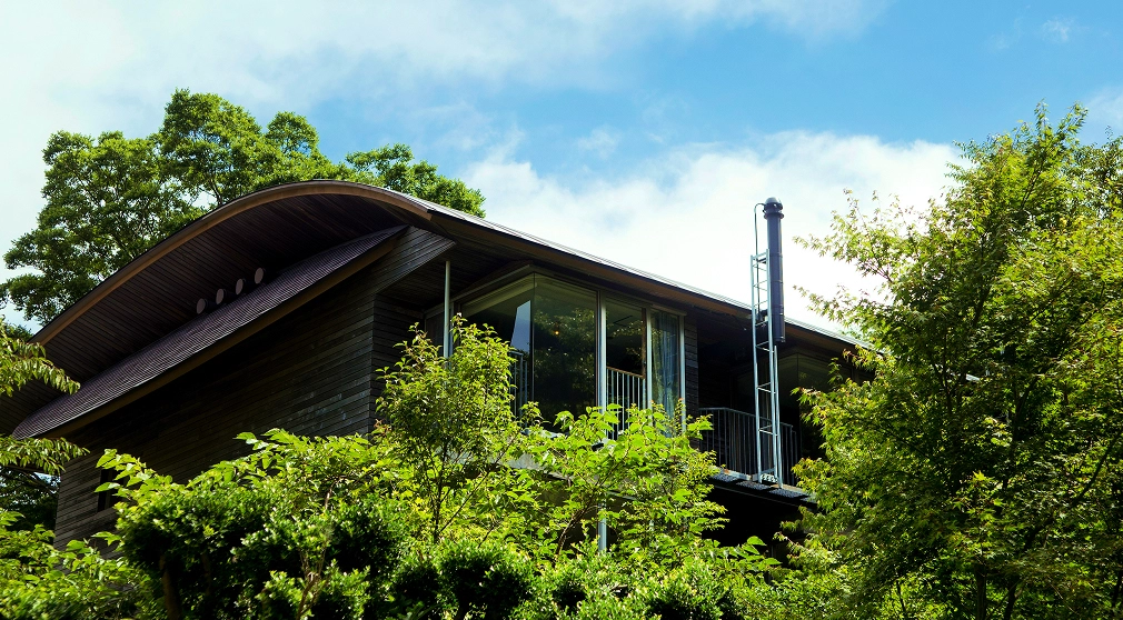 デラックスダブル  —薪ストーブ付き—