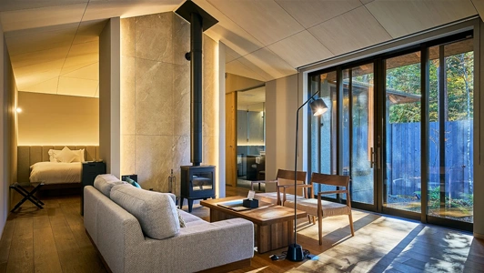 温泉スイート（庭苑付）「いぶき」16号棟