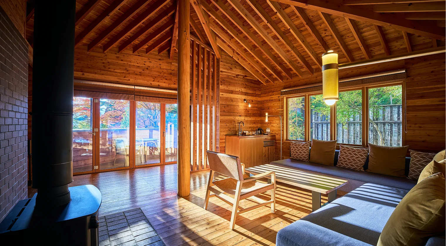 天露天温泉スイート「ゆらぎ」11号棟 リビングルーム