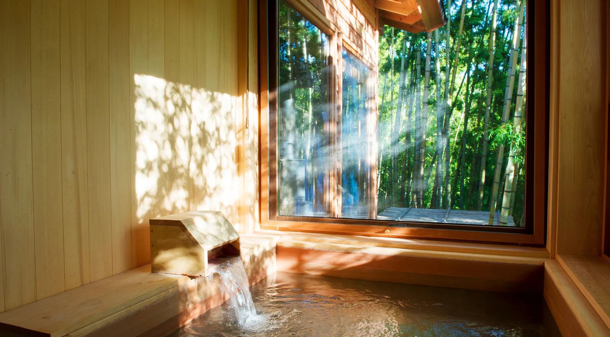 天露天温泉スイート「ゆらぎ」4号棟