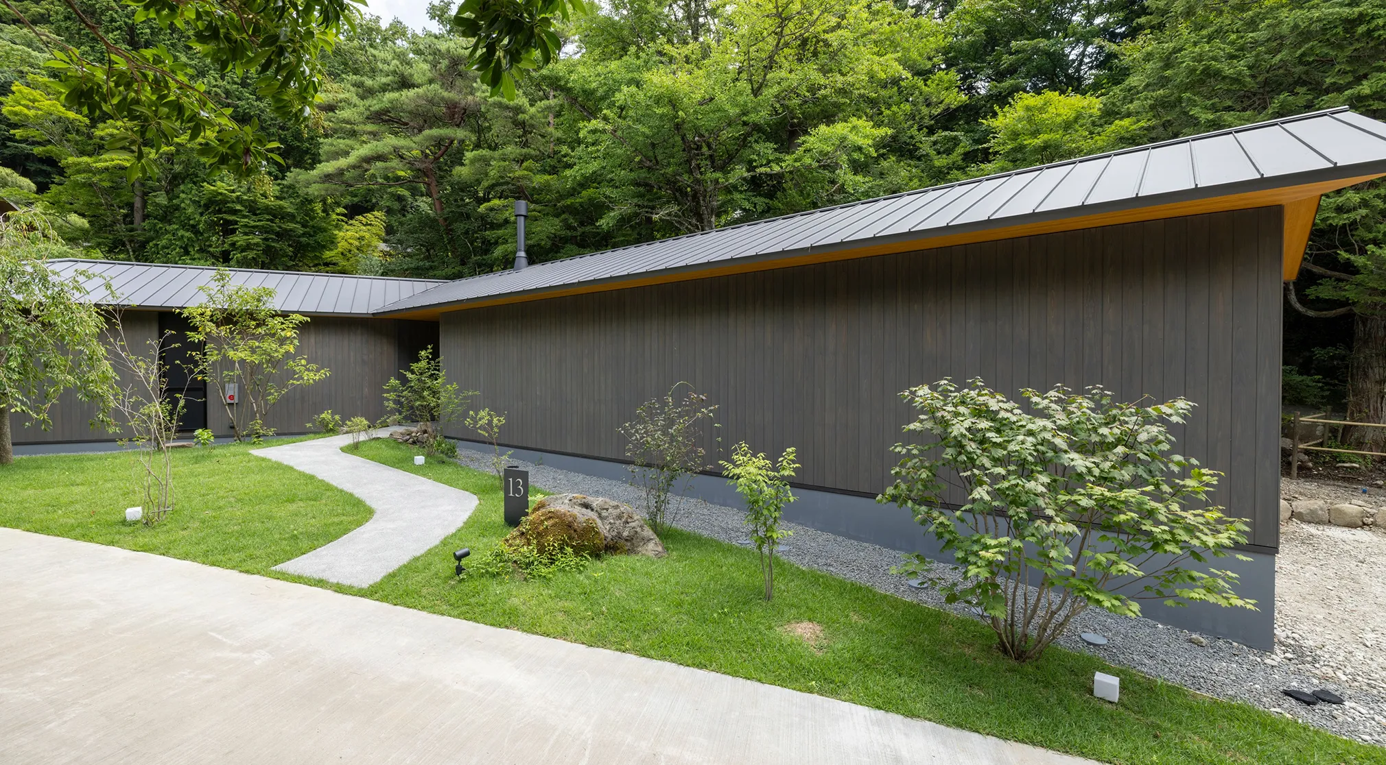 客室レイアウトを見る（13号棟）