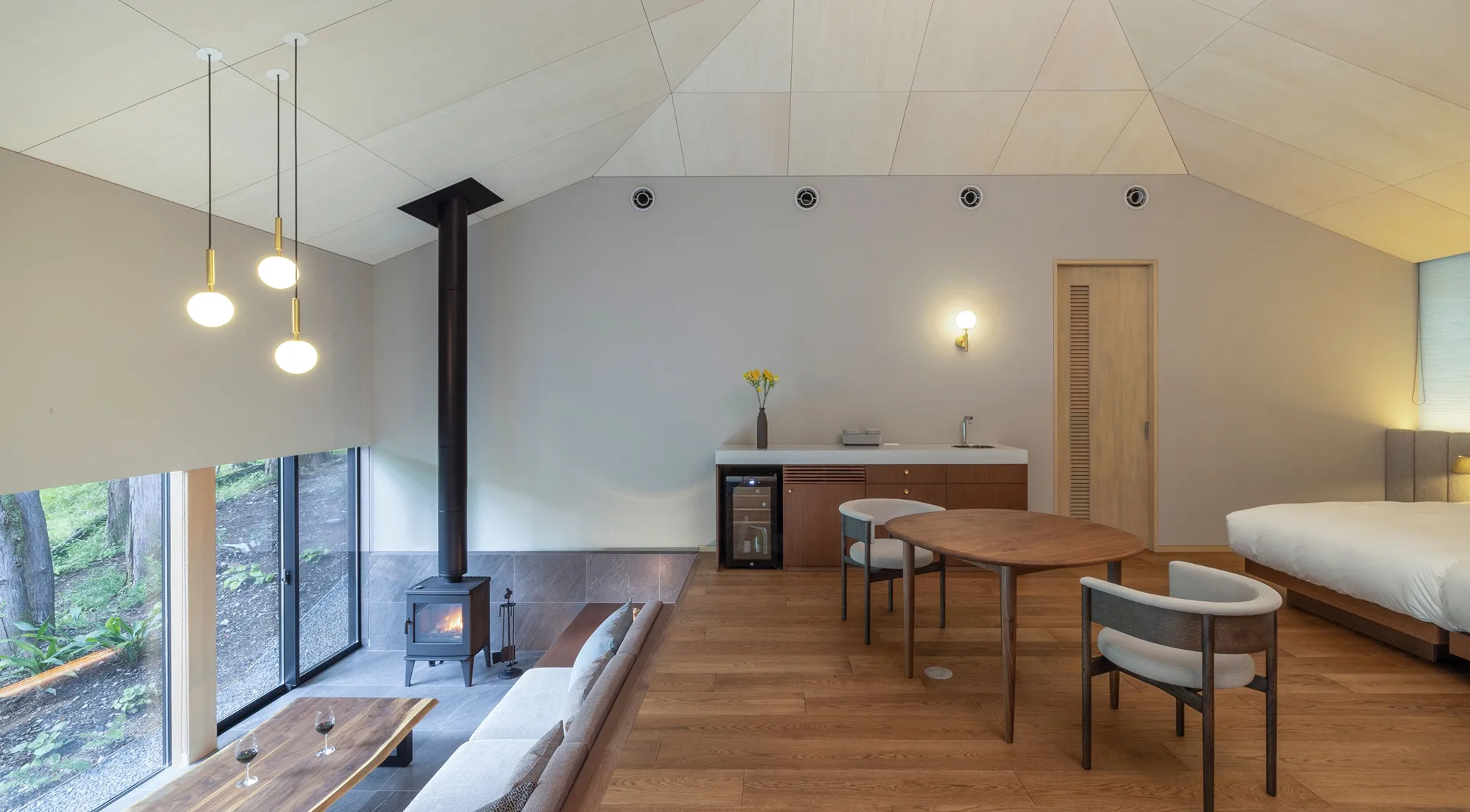 温泉スイート（3ベッド）「いぶき」15号棟