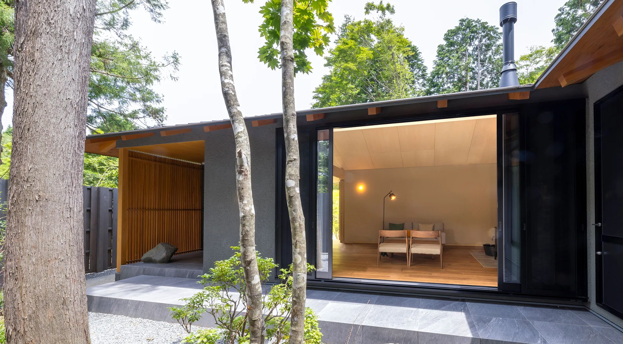 温泉スイート（庭苑付）「いぶき」16号棟